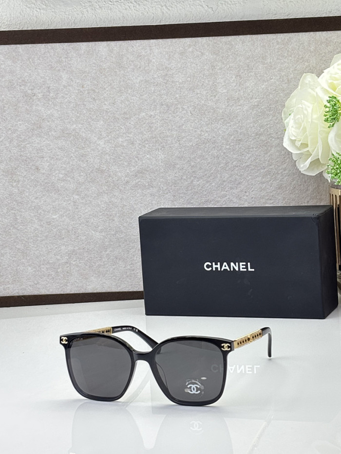 CHNL Sunglasses AAAA-7153