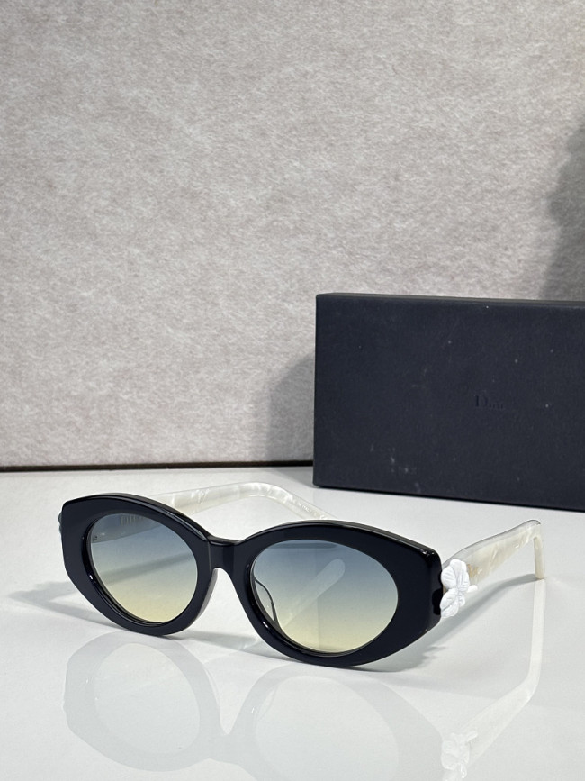 Dior Sunglasses AAAA-4952