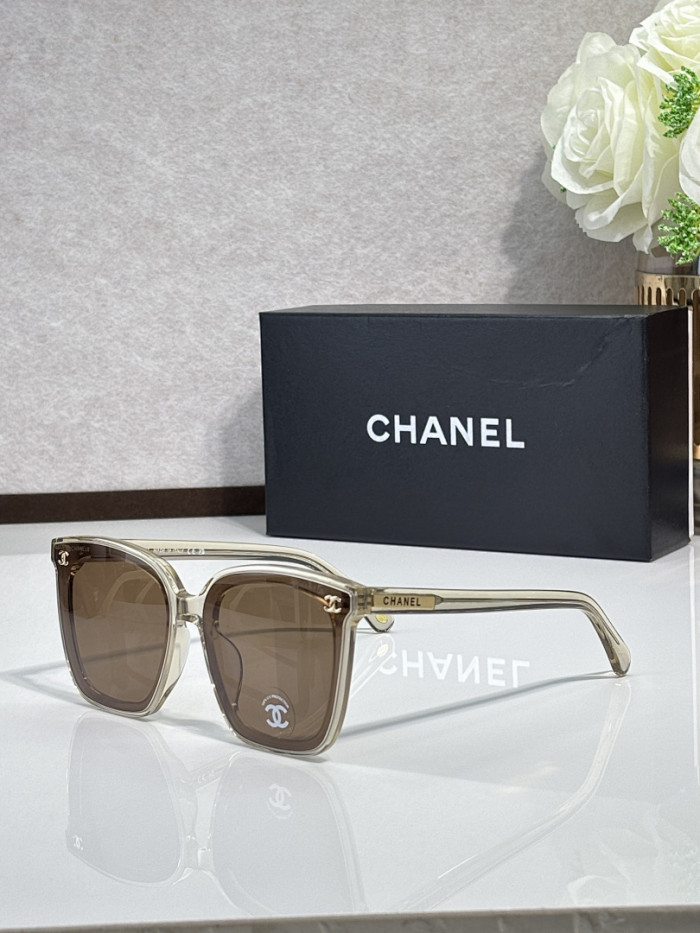CHNL Sunglasses AAAA-7144