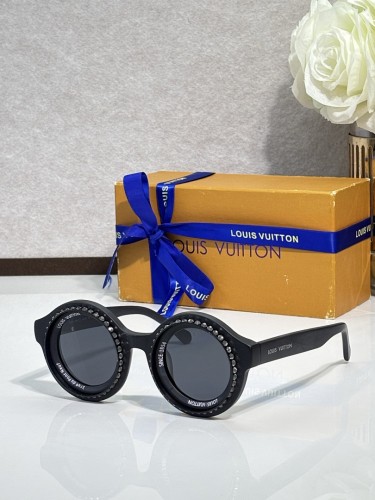 LV Sunglasses AAAA-7618