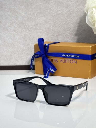 LV Sunglasses AAAA-7713