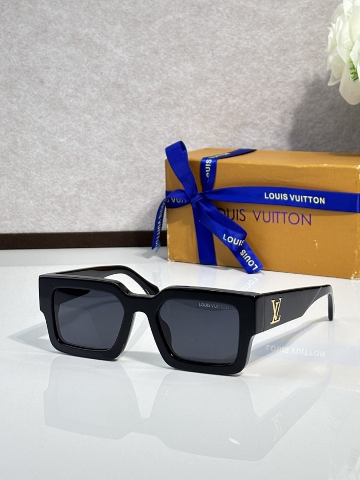 LV Sunglasses AAAA-7603