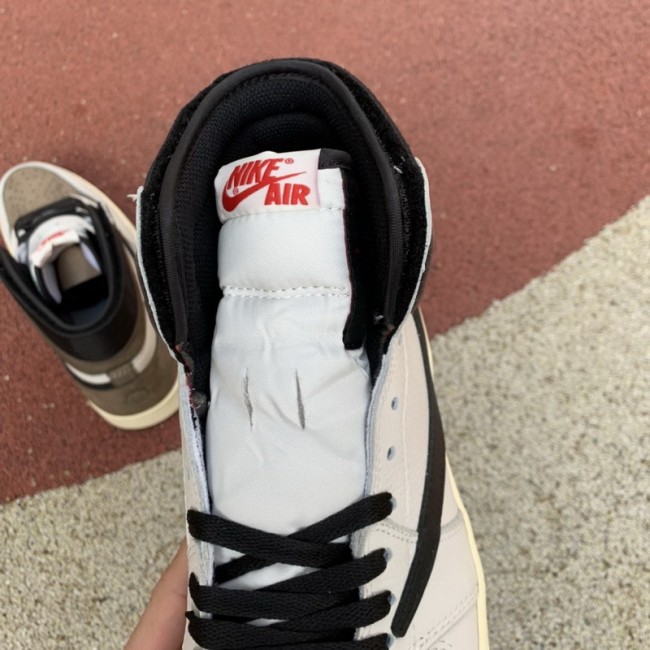 Authentic 2.0 Travis Scott x Air Jordan 1 Retro