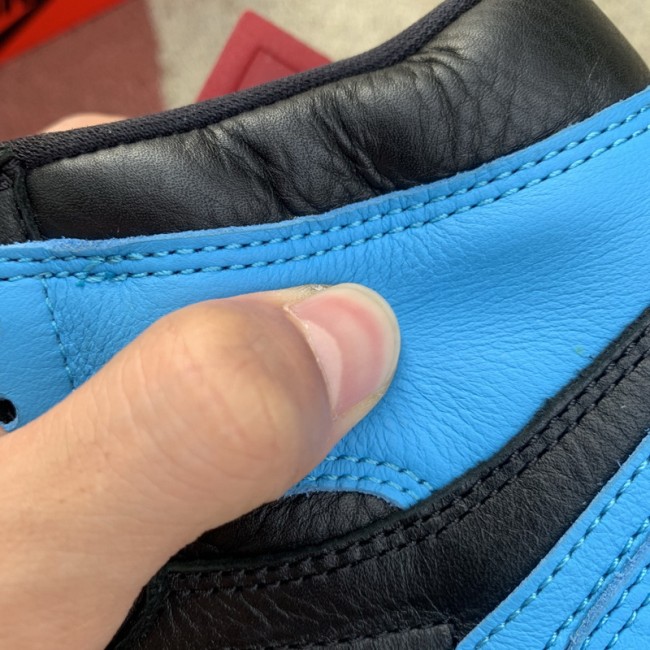 Authentic Air Jordan 1 Retro WMNS “UNC To Chicago”