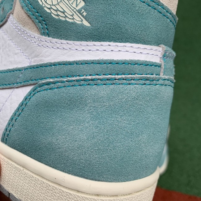 Authentic Air Jordan 1 Retro “Turbo Green”