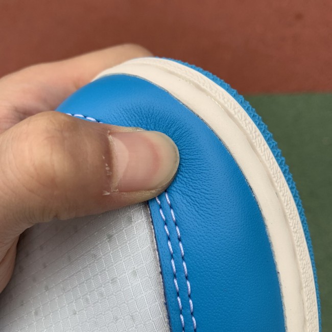 Authentic Air Jordan 1 Retro High Off-White University Blue