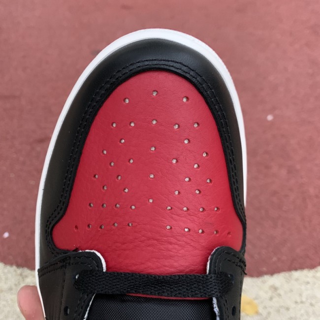 Authentic Air Jordan 1 Retro High OG “Bred Toe”