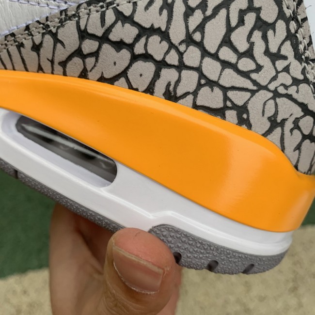 Air Jordan 3 Retro WMNS “Laser Orange”