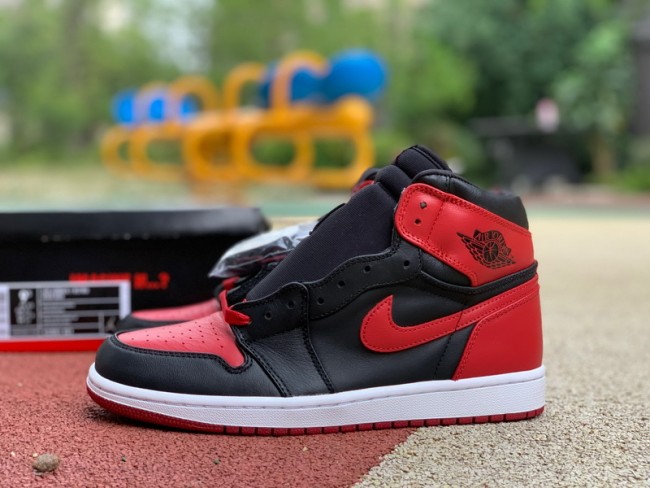 Authentic Air Jordan 1 Retro Banned