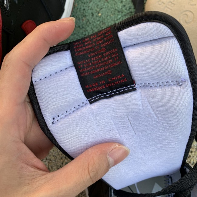 Authentic Air Jordan 1 Retro OG High “Banned”