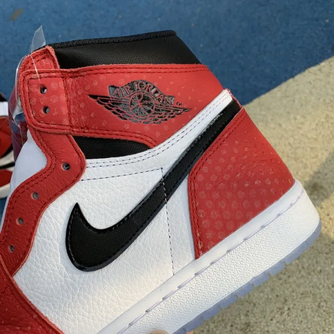 Authentic Air Jordan 1 Retro “Chicago Crystal”