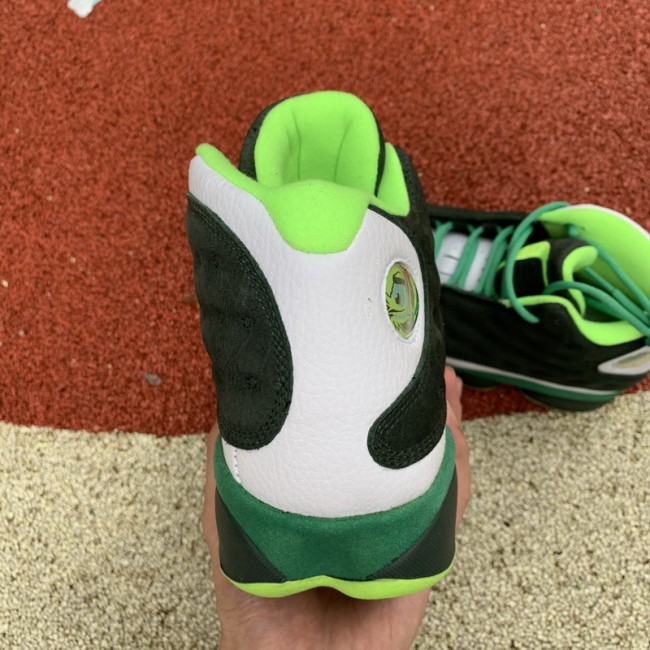 Air Jordan 13 Retro Oregon Ducks PE