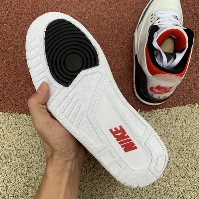 Air Jordan 3 Retro SE DNM “Fire Red”