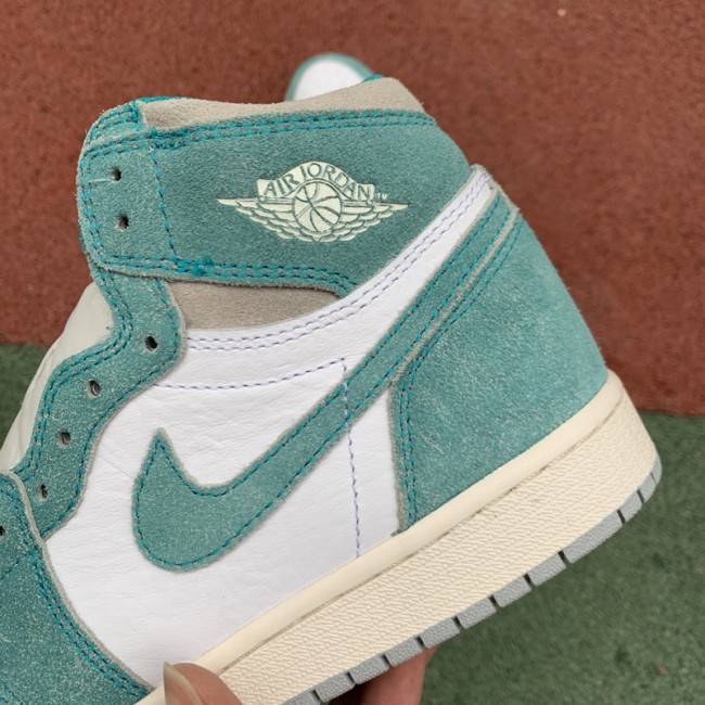 Authentic Air Jordan 1 “Turbo Green” GS