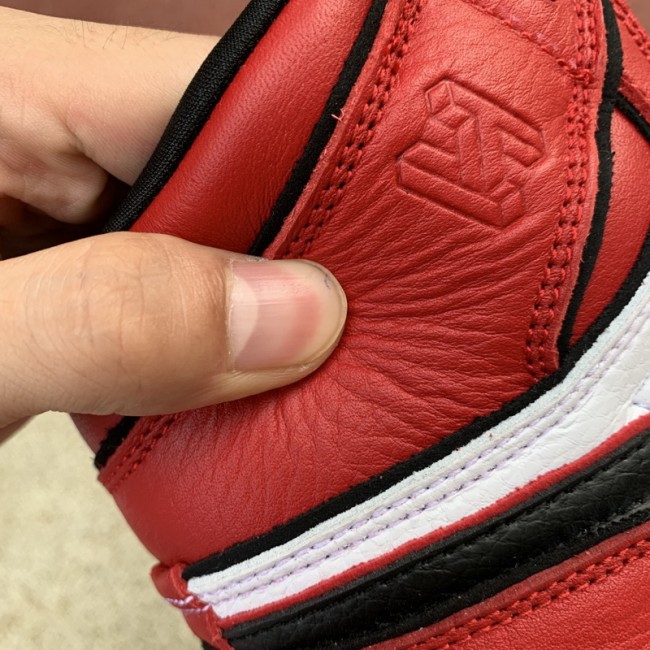 Authentic Air Jordan 1 “Blood Line 2.0” GS