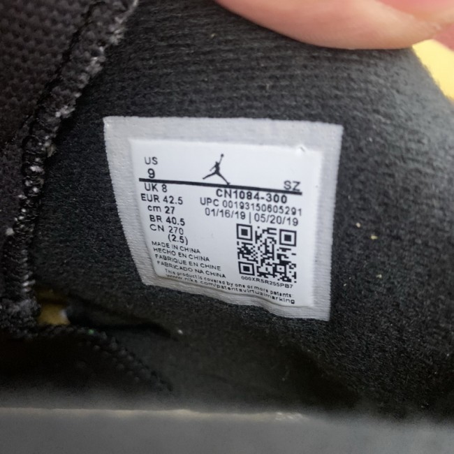 Authentic Travis Scott x Air Jordan 6 Retro Wheat Yellow