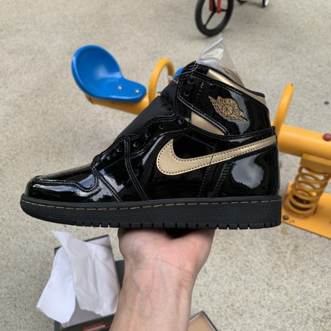 Authentic Air Jordan 1 High “Black Metallic Gold” GS