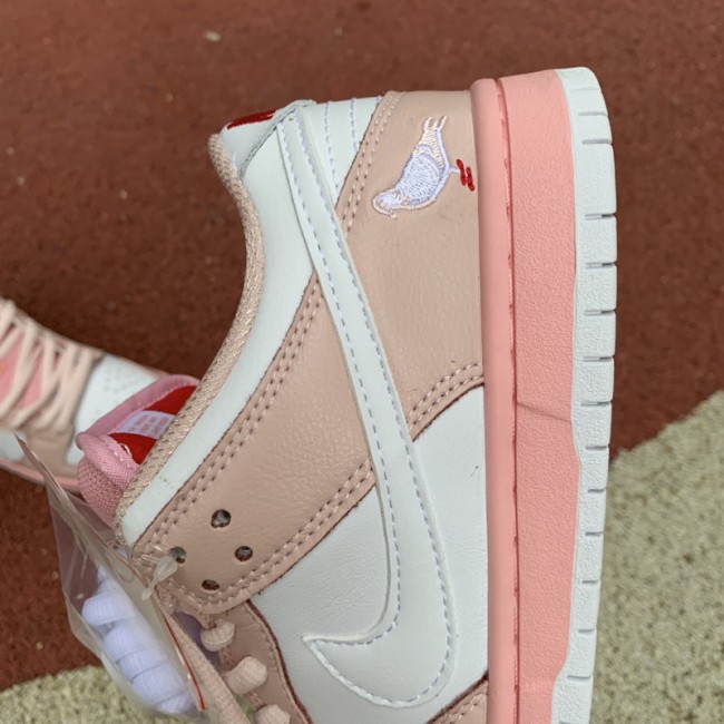 Authentic Nike SB Dunk Low Pigeon Pink