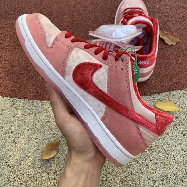 Authentic StrangeLove x Nike SB Dunk Low SB GS