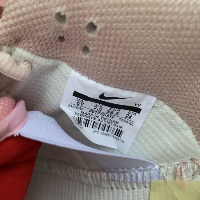 Authentic Nike SB Dunk Low Pigeon Pink