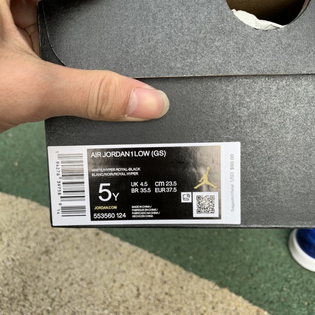Air Jordan 1 Retro Low shoes