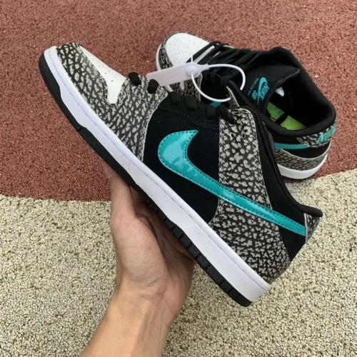 Authentic Nike SB Dunk Low“Elephant”