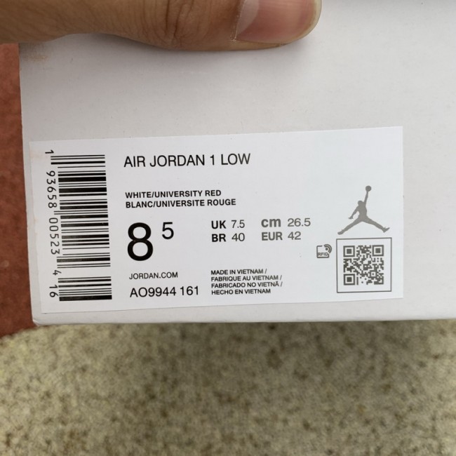 Air Jordan 1 Retro Low shoes