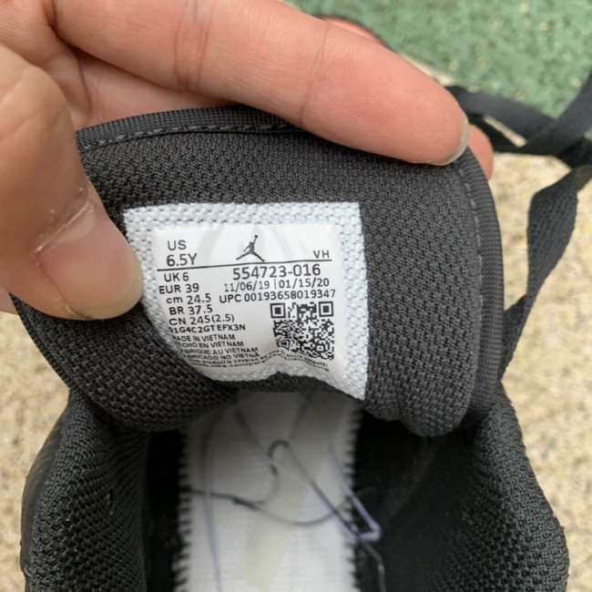 Air Jordan 1 Retro Low shoes
