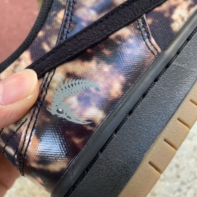Authentic Nike SB Dunk Low Pushed 2