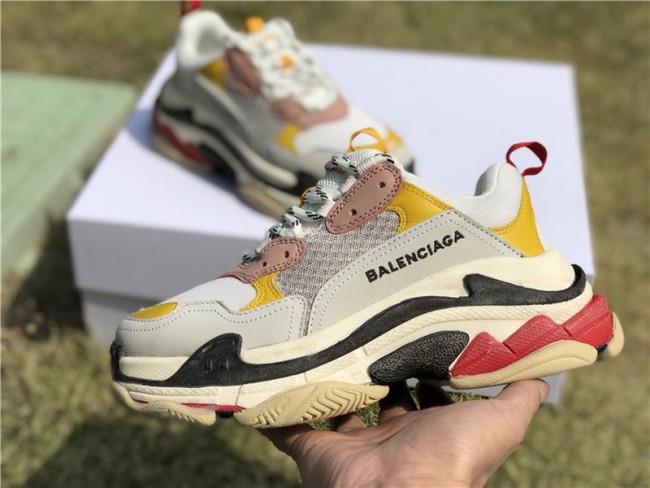 Balenciaga Triple S 