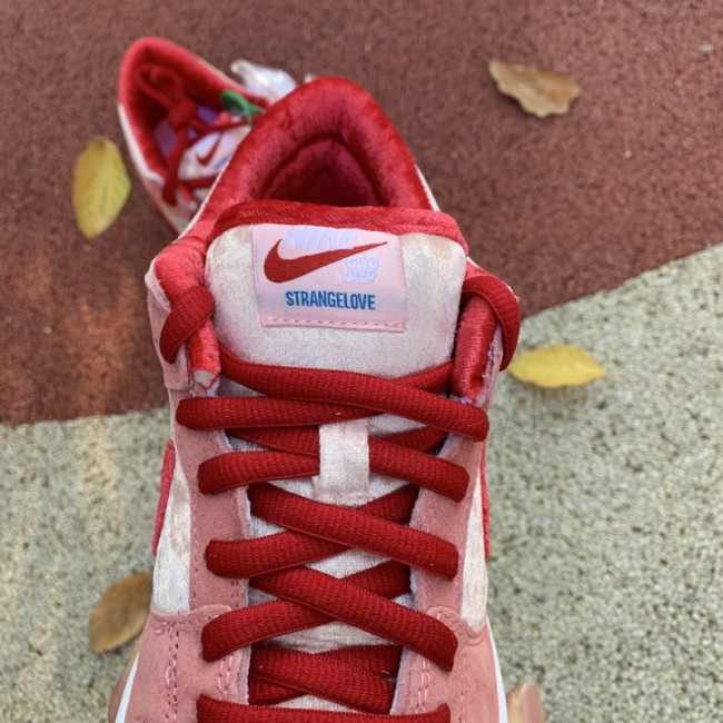 Authentic StrangeLove x Nike SB Dunk Low SB GS