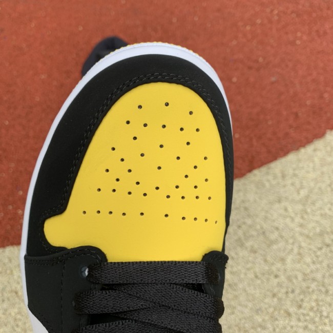 Authentic Air Jordan 1 Mid Shoes045