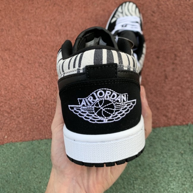 Air Jordan 1 Retro Low shoes