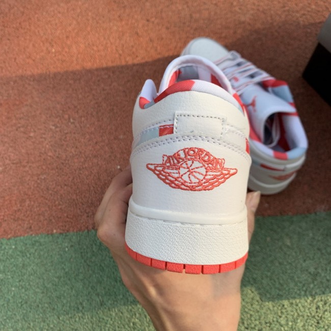 Air Jordan 1 Retro Low shoes