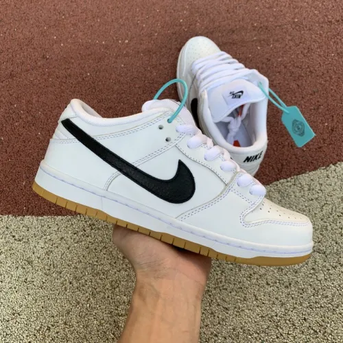 Nike SB Dunk Low PRO ISO