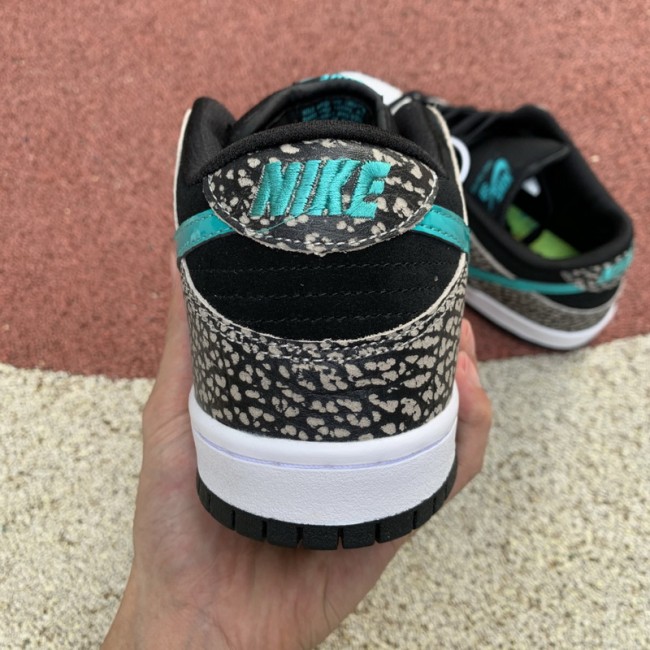 Authentic Nike SB Dunk Low“Elephant”
