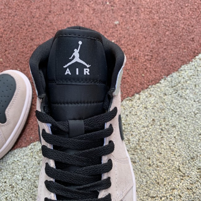 Authentic Air Jordan 1 Mid Shoes004