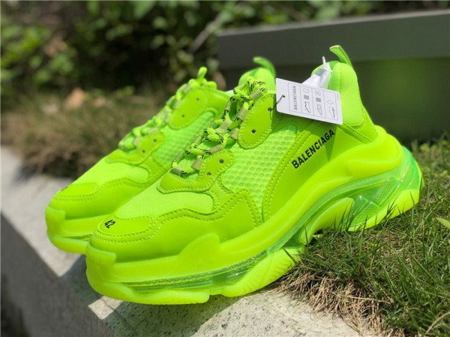 Balenciaga Triple S 