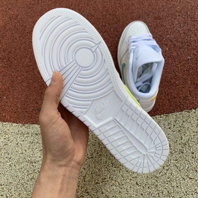 Air Jordan 1 Retro Low shoes