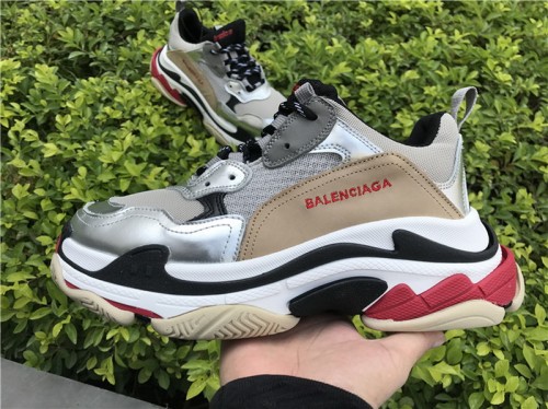 Balenciaga Triple S 