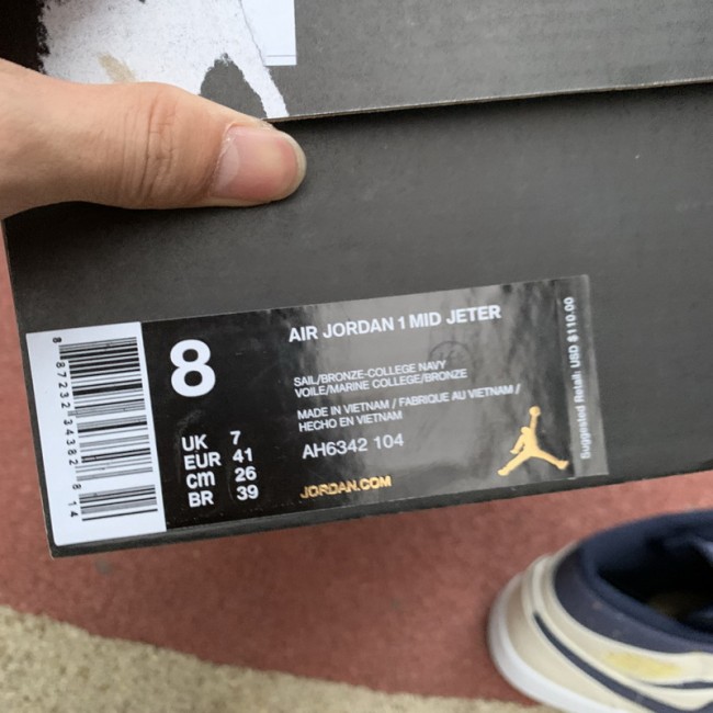 Authentic Air Jordan 1 Mid Shoes013