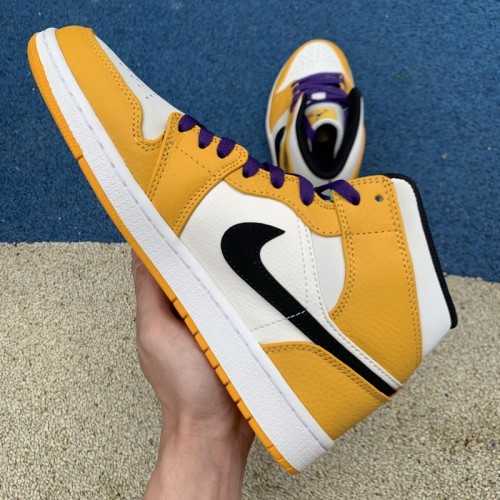 Authentic Air Jordan 1 Mid Shoes030