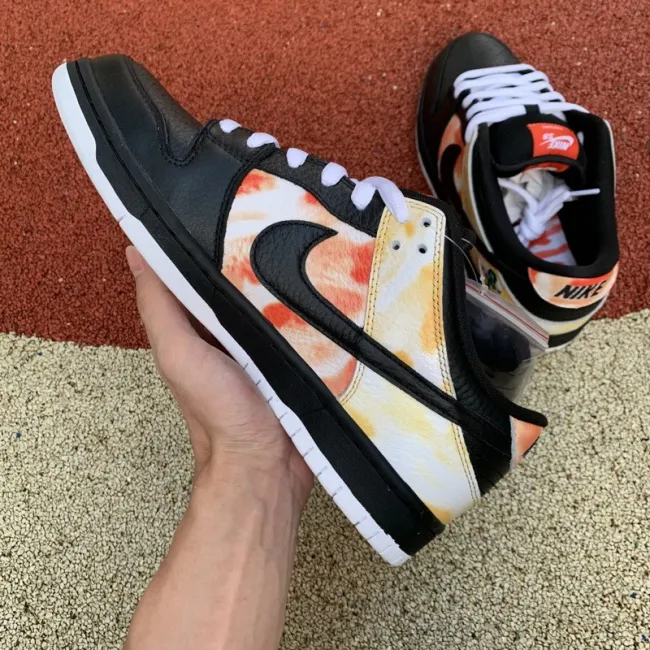 Nike SB Dunk Low Pro “Roswell Raygun” GS