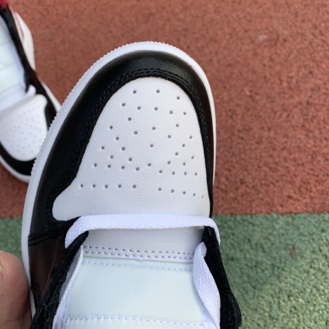 Authentic Air Jordan 1 Mid Shoes028