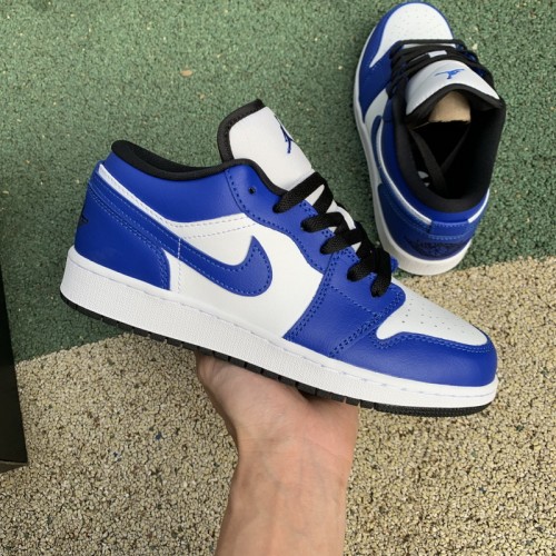 Air Jordan 1 Retro Low shoes