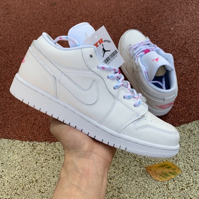 Air Jordan 1 Retro Low shoes