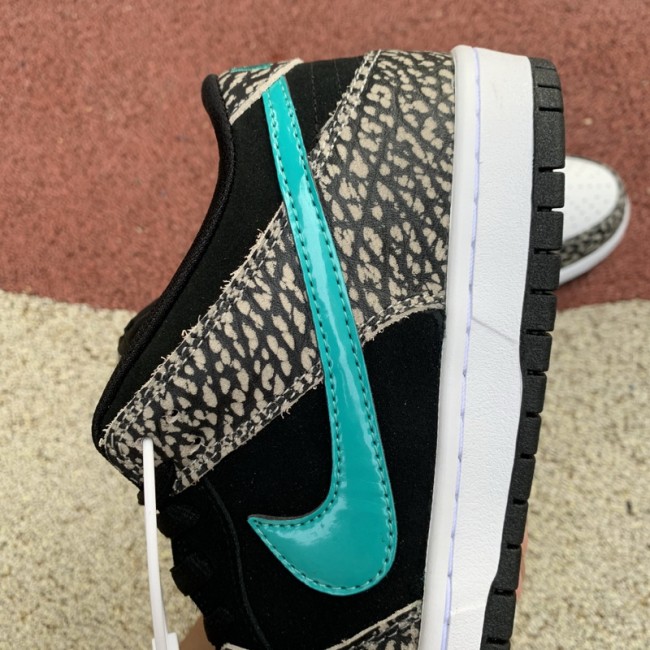 Authentic Nike SB Dunk Low“Elephant”