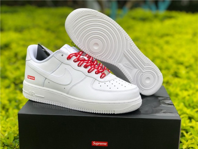 Authentic Supreme x Nike Air Force 1 Low