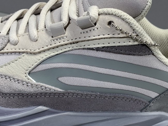 Authentic Yeezy 700 Boost Tephra