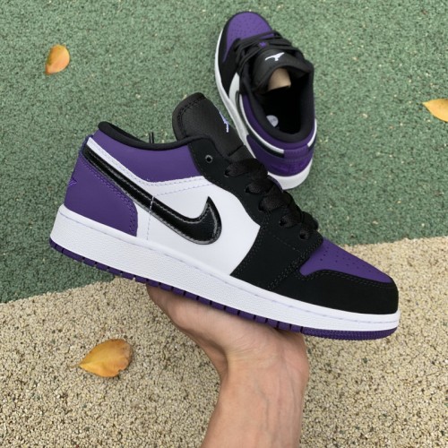 Air Jordan 1 Retro Low shoes